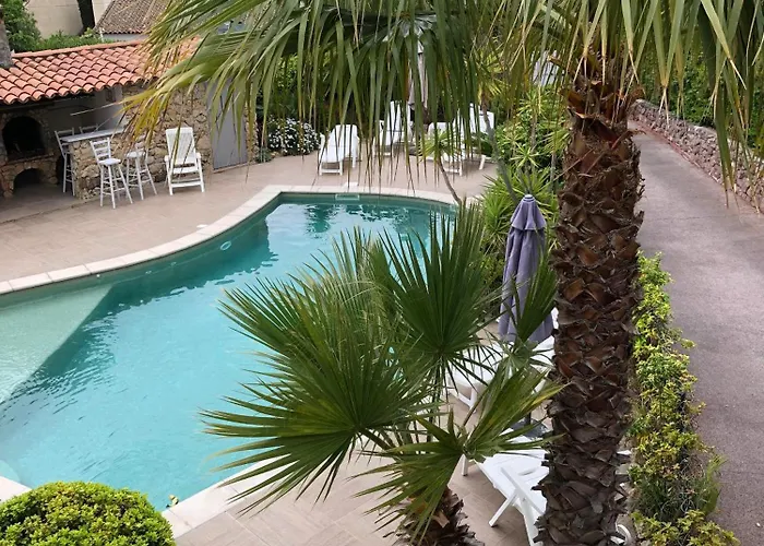 Gecko Апартаменти Сен-Рафаель